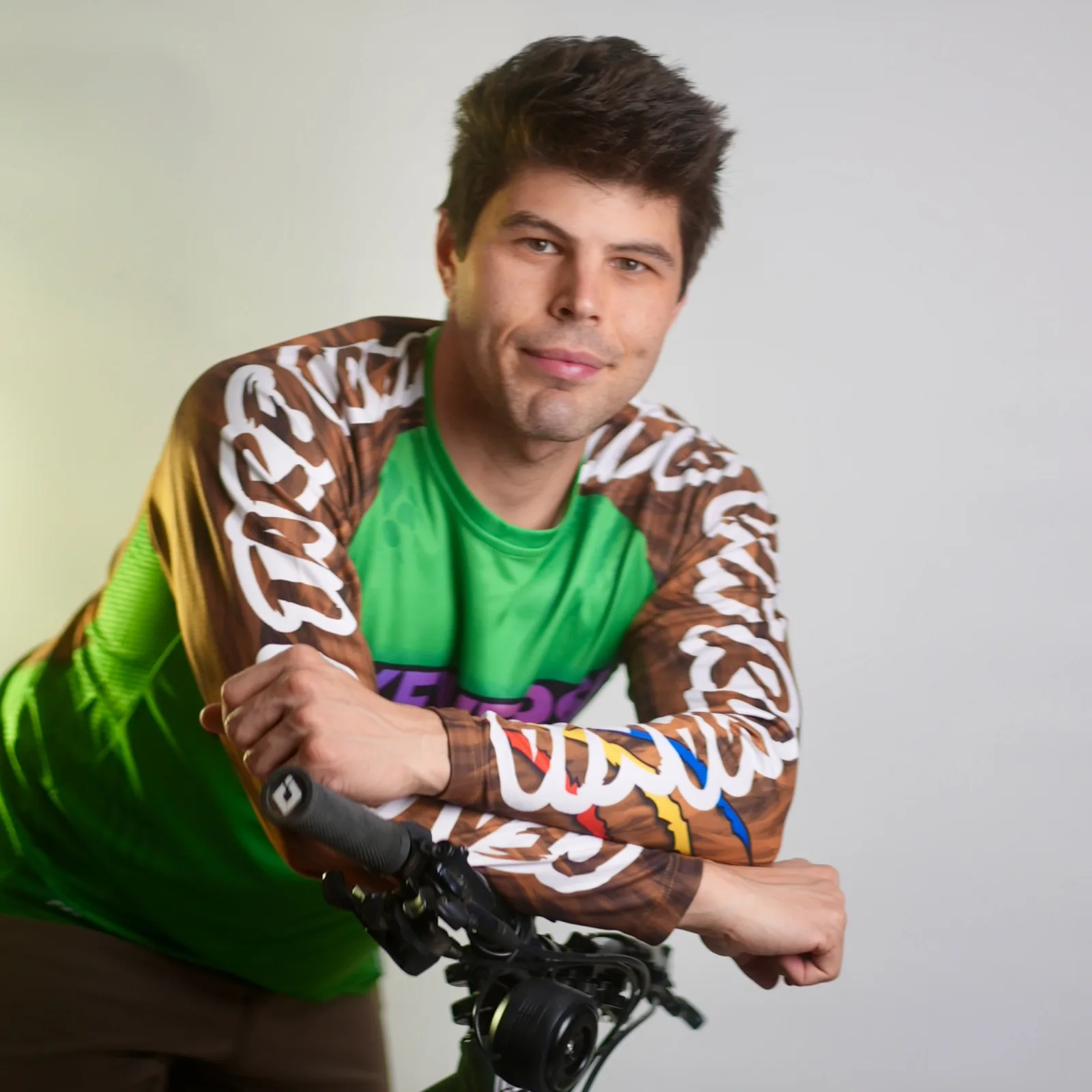 Tricou Ciclism MTB Downhill Mânecă Lungă BIKEVERSE ForFunRiders – Blana de Urs (Purtat de @alexsece) – miniatură 4