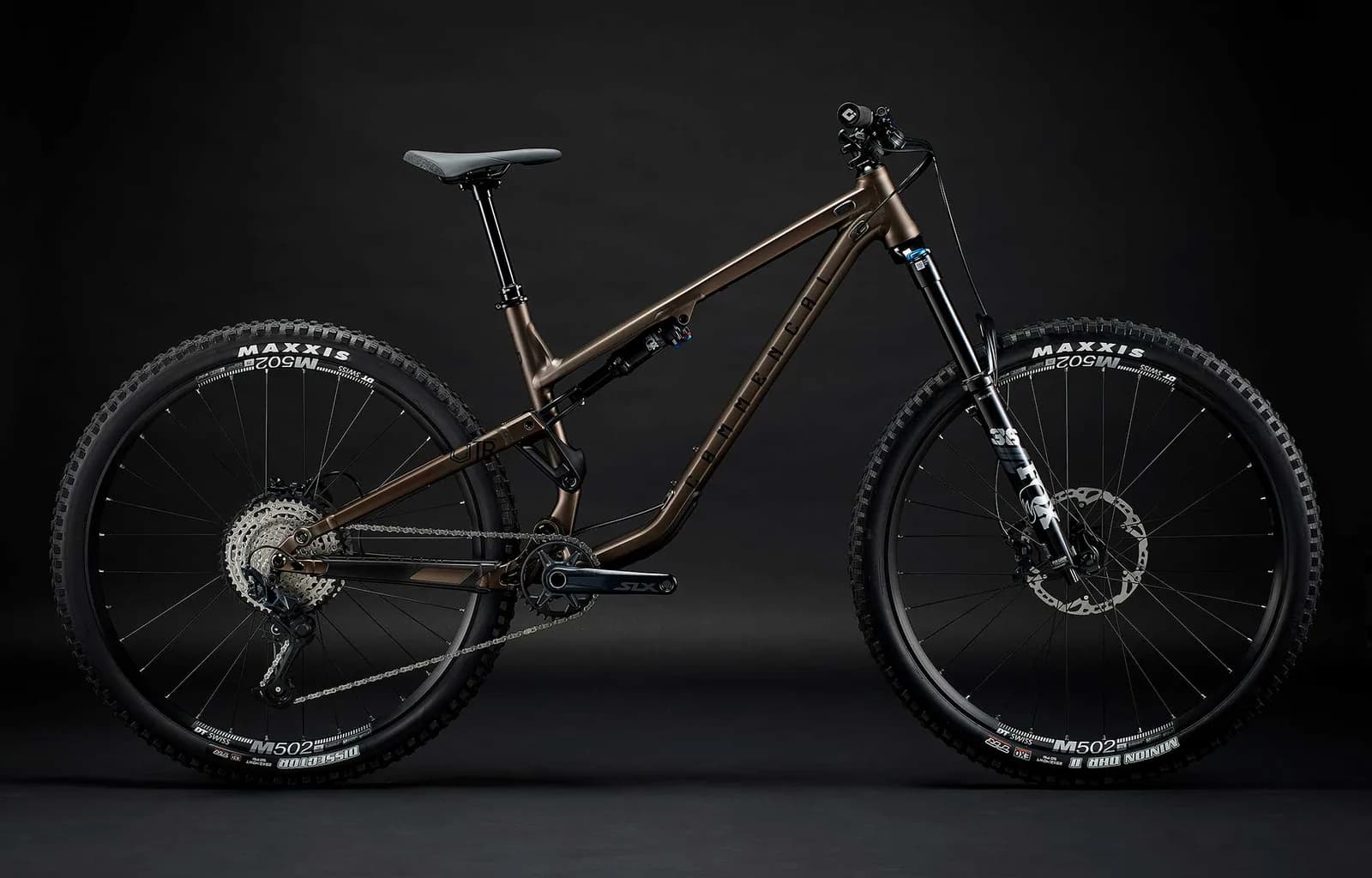 META TR V4 ESSENTIAL FROZEN BROWN