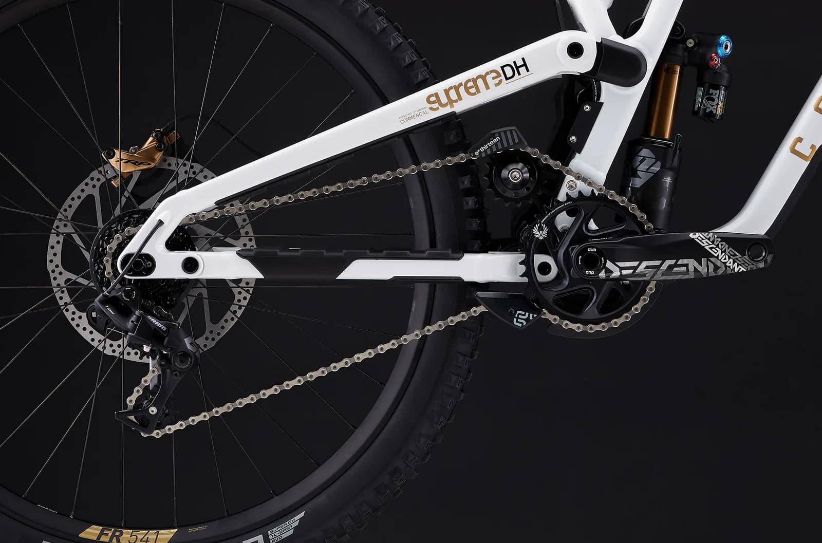 SUPREME DH V5 SIGNATURE LTD PURE WHITE 2025 – miniatură 6