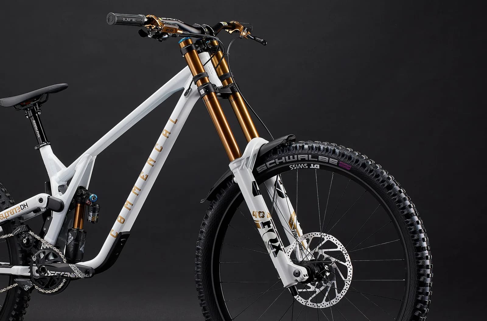 SUPREME DH V5 SIGNATURE LTD PURE WHITE 2025 – miniatură 9