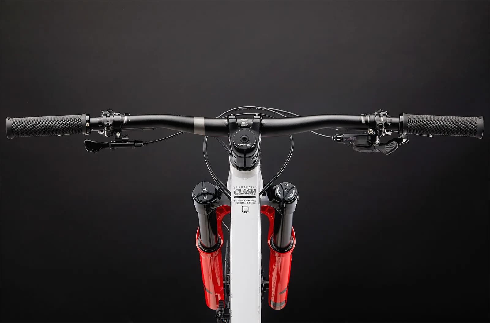 CLASH XS PURE WHITE 2026 – miniatură 4