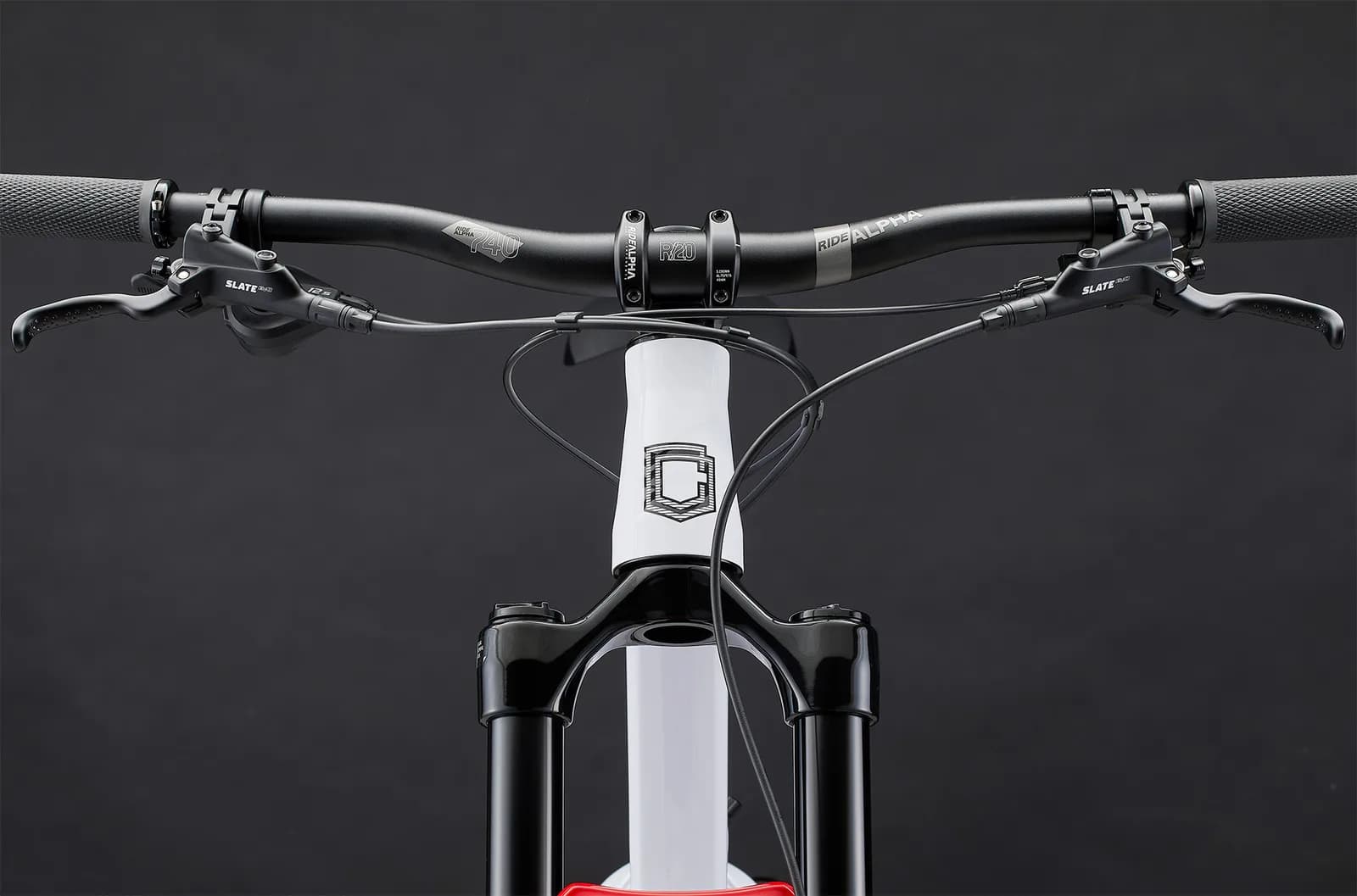CLASH XS PURE WHITE 2026 – miniatură 5