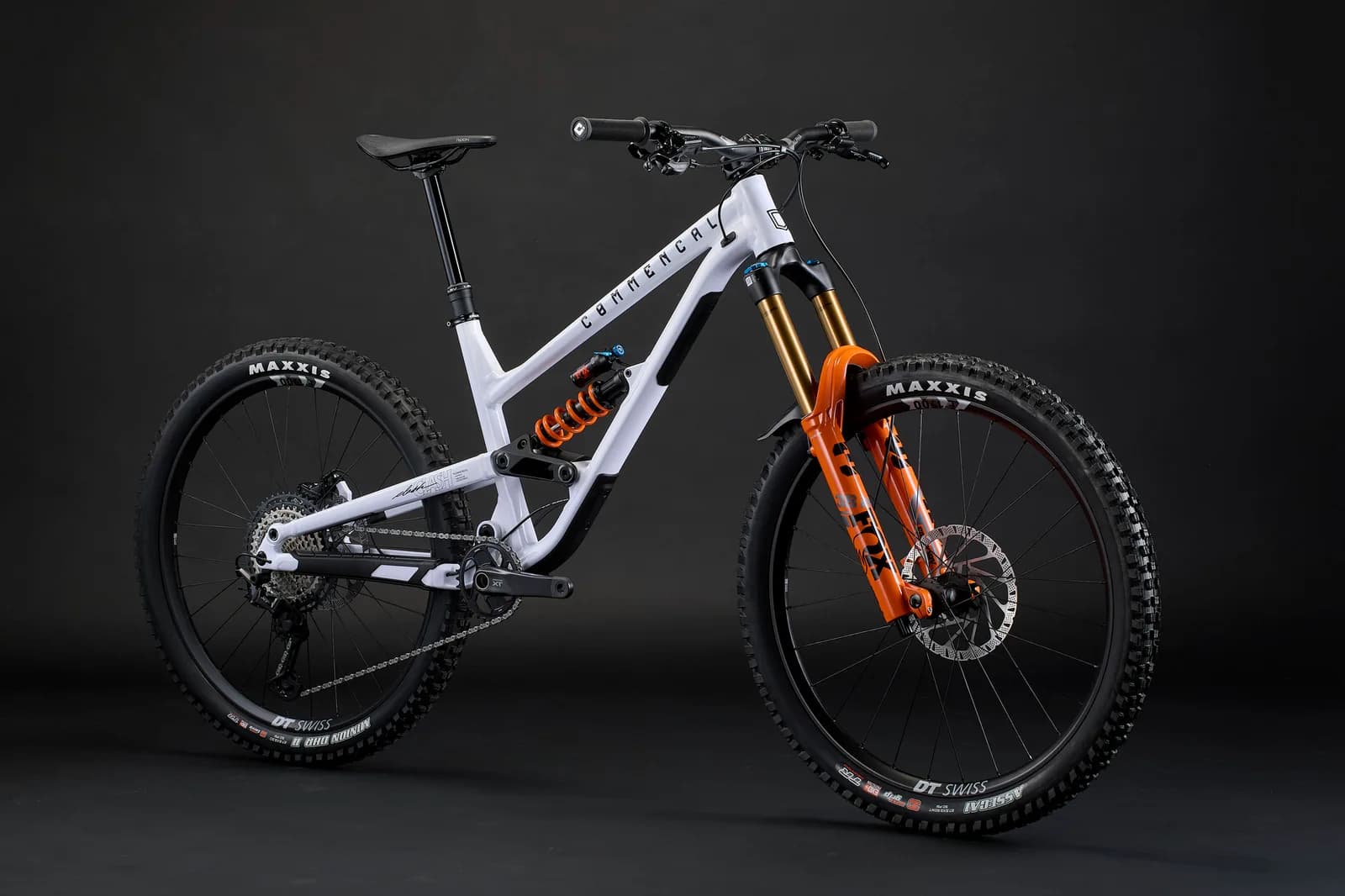 CLASH SIGNATURE PURE WHITE 2026 – miniatură 2