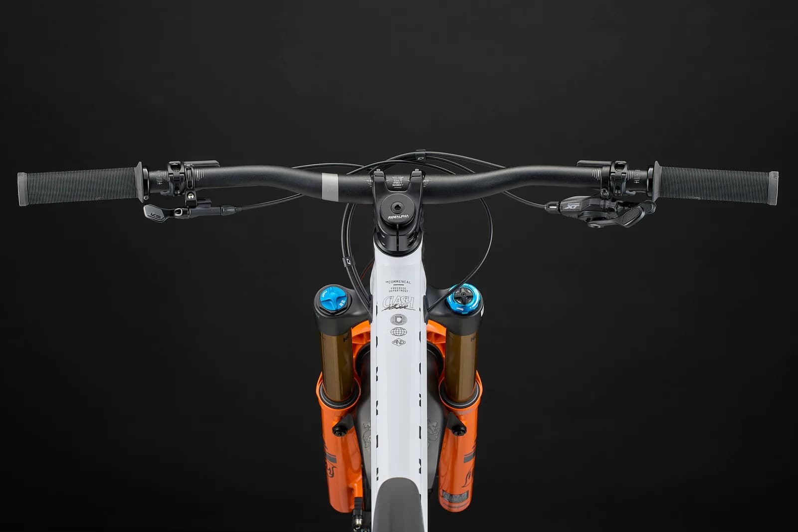 CLASH SIGNATURE PURE WHITE 2026 – miniatură 4