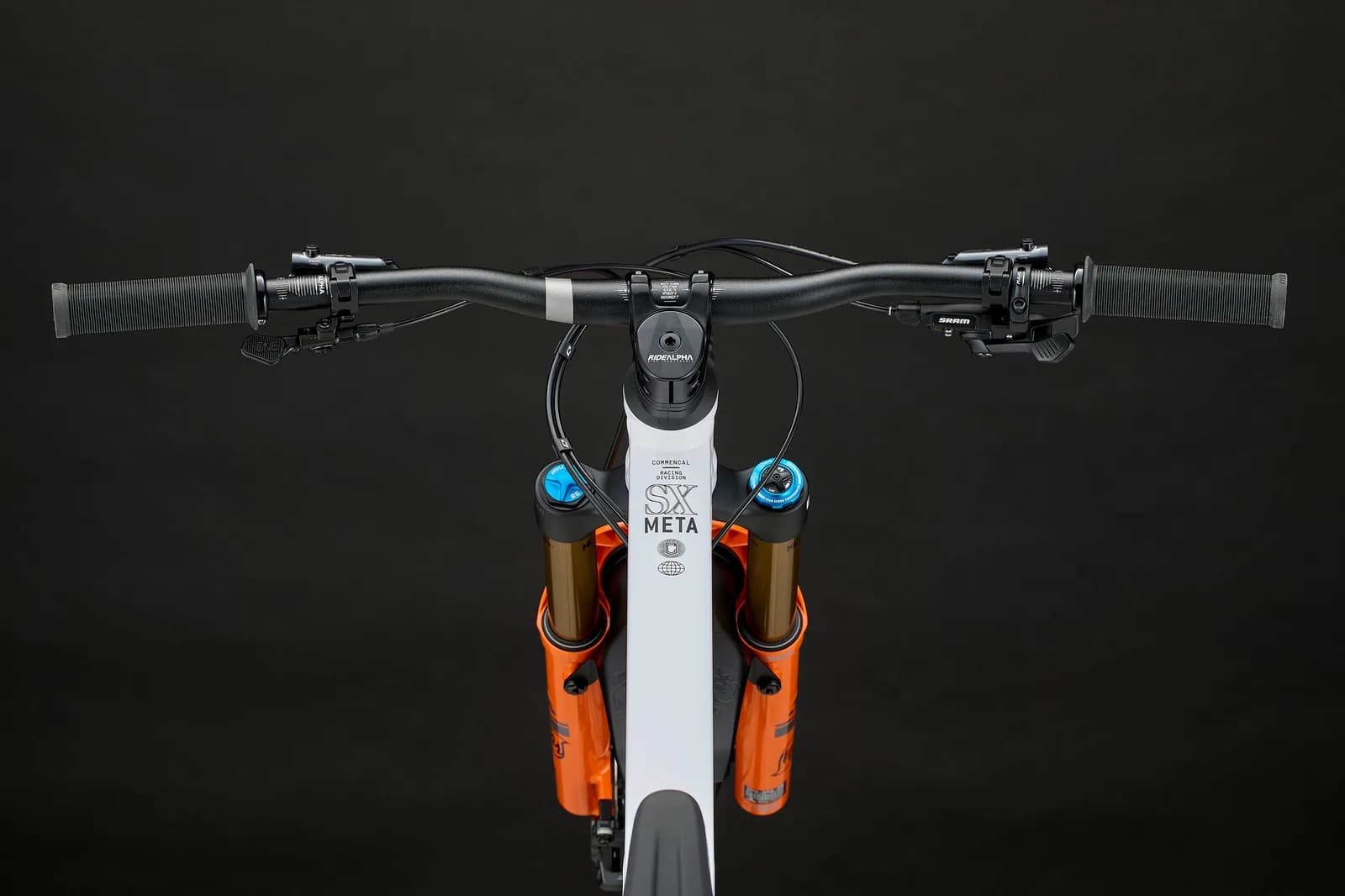 META SX V5 SIGNATURE PURE WHITE 2026 – miniatură 4