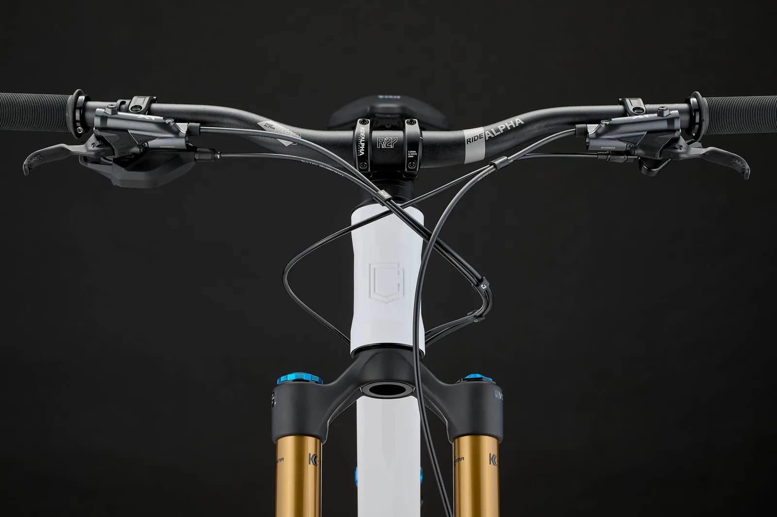META SX V5 SIGNATURE PURE WHITE 2026 – miniatură 5