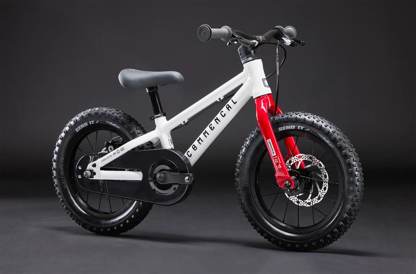 RAMONES 14 WHITE 2026 – miniatură 2