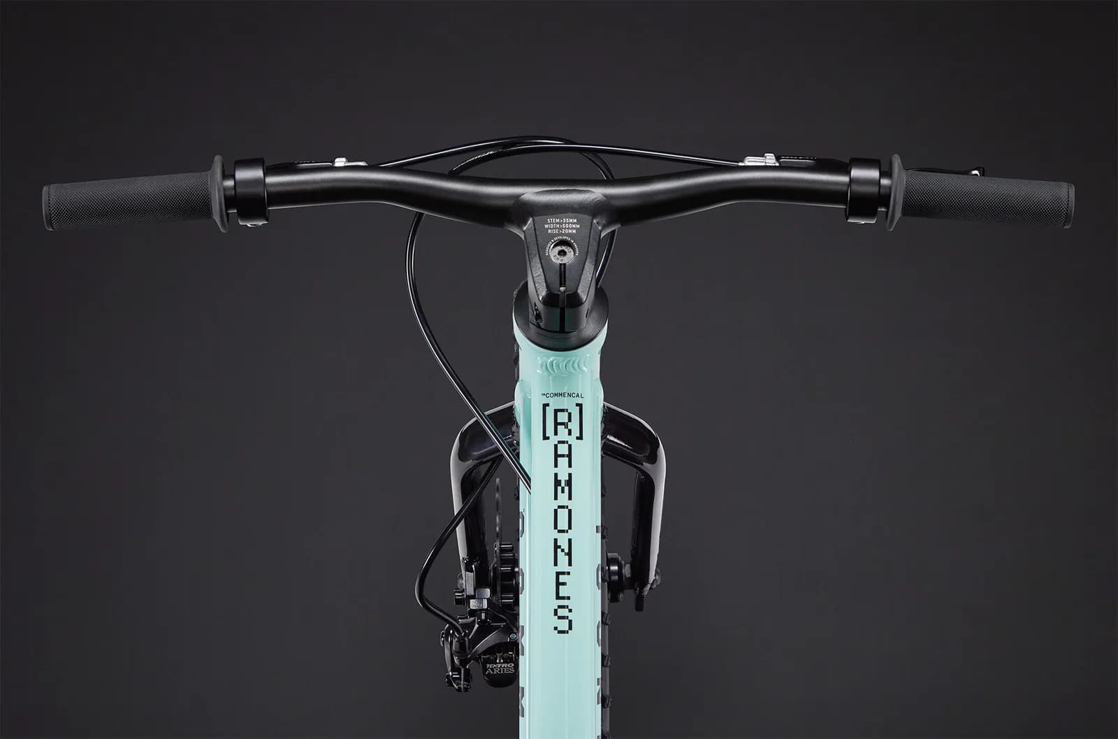 RAMONES 16 GREEN 2026 – miniatură 4