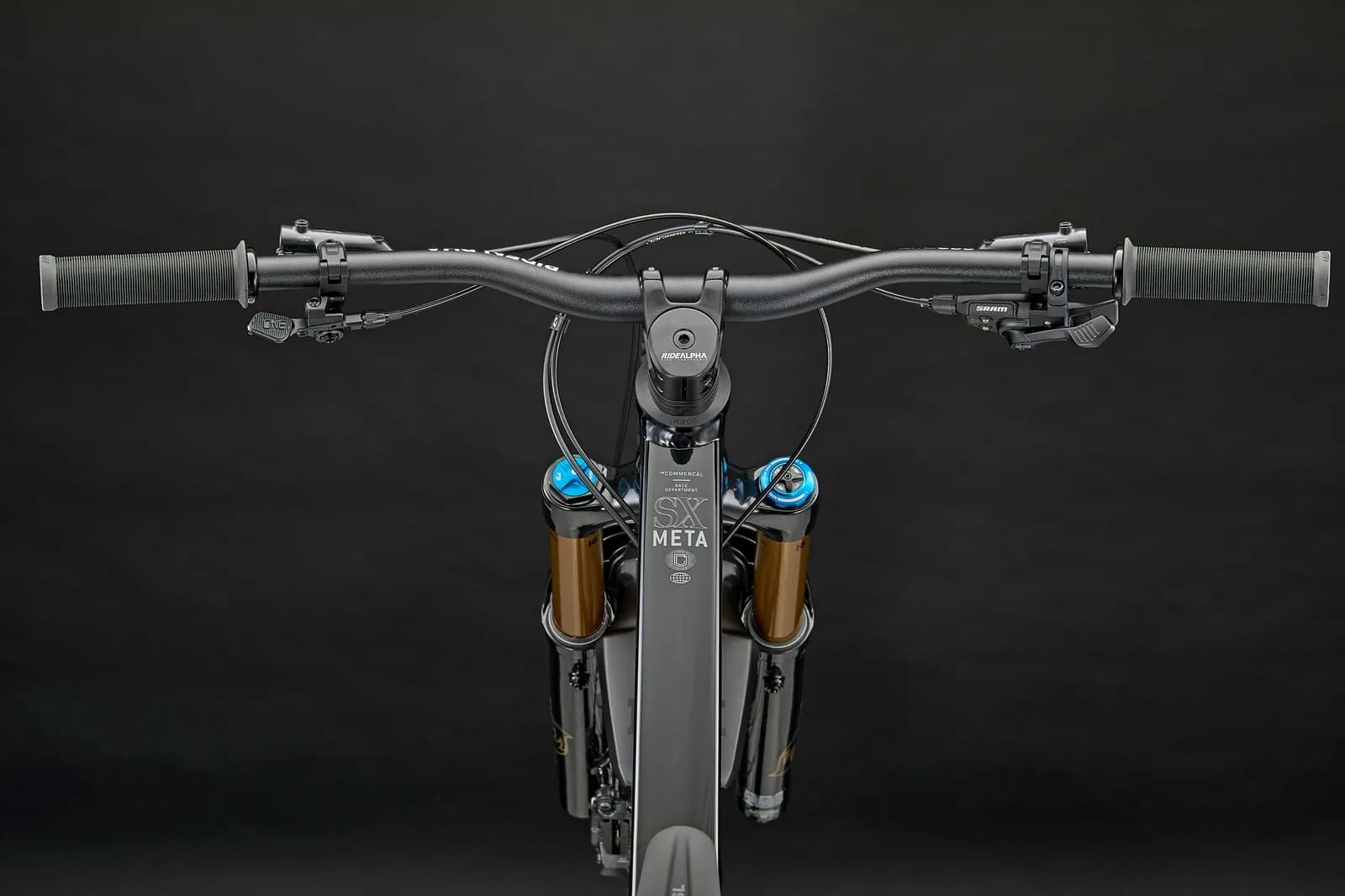 META SX V5 SIGNATURE PURE BLACK 2027 – miniatură 4