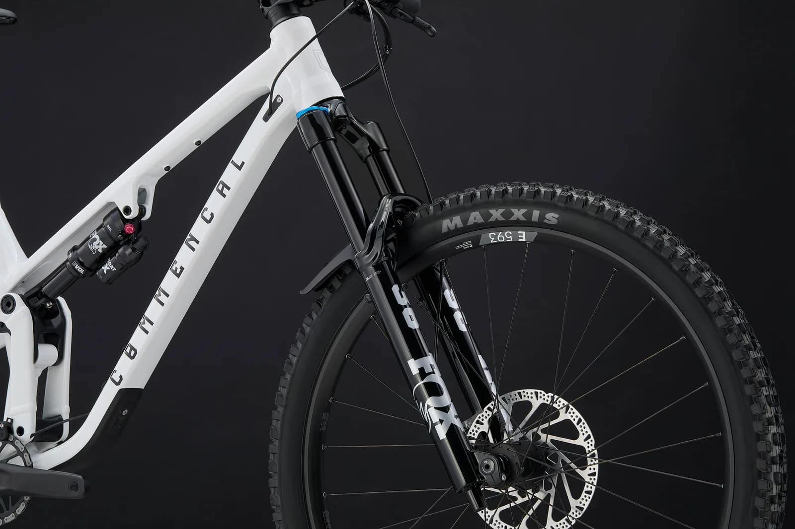 META V5 ESSENTIAL PURE WHITE 2027 – miniatură 7