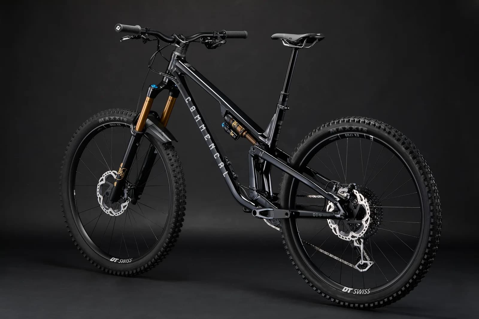 META V5 SIGNATURE PURE BLACK  2027 – miniatură 3