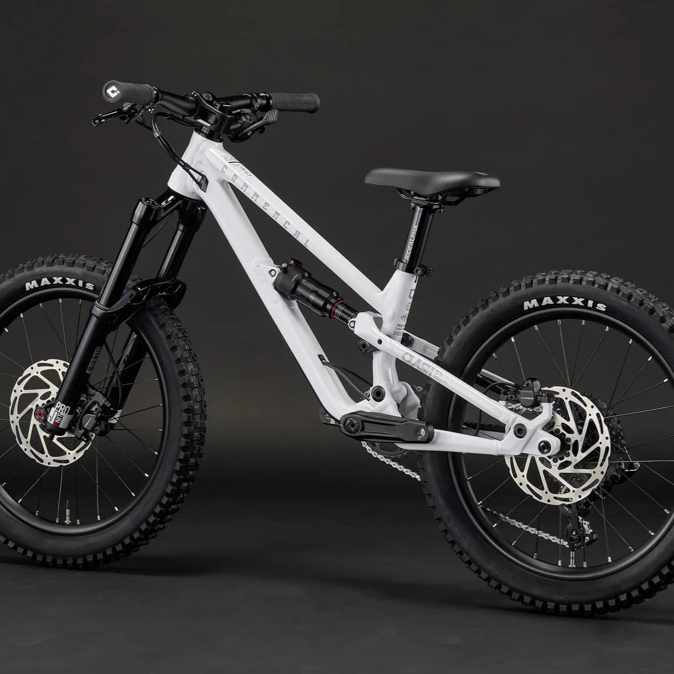 CLASH 24 PURE WHITE 2026 – miniatură 3