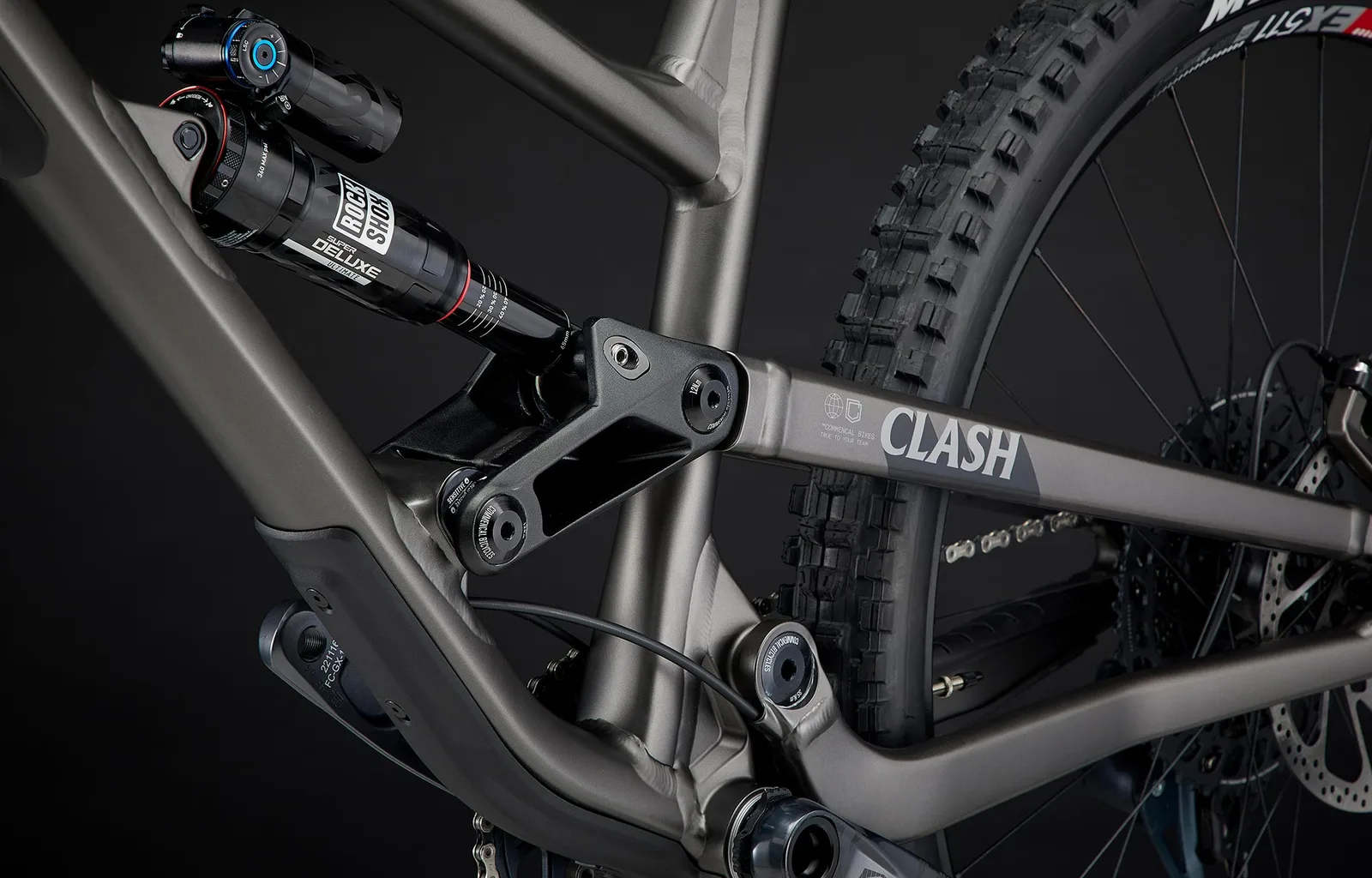 CLASH RACE DARK SLATE NEW ROCKSHOX (5/8)
