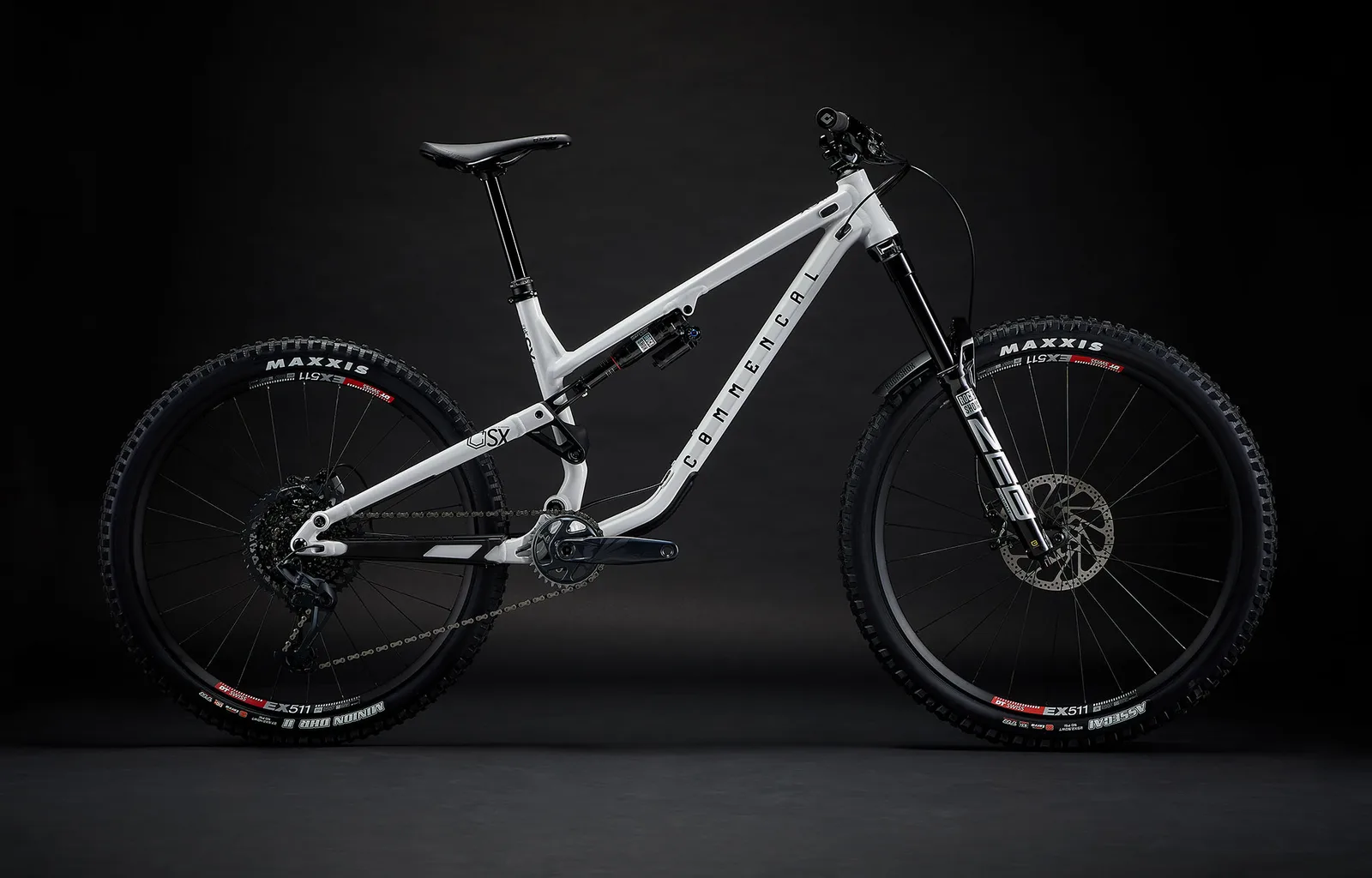 META SX V4 RACE PURE WHITE (1/8)