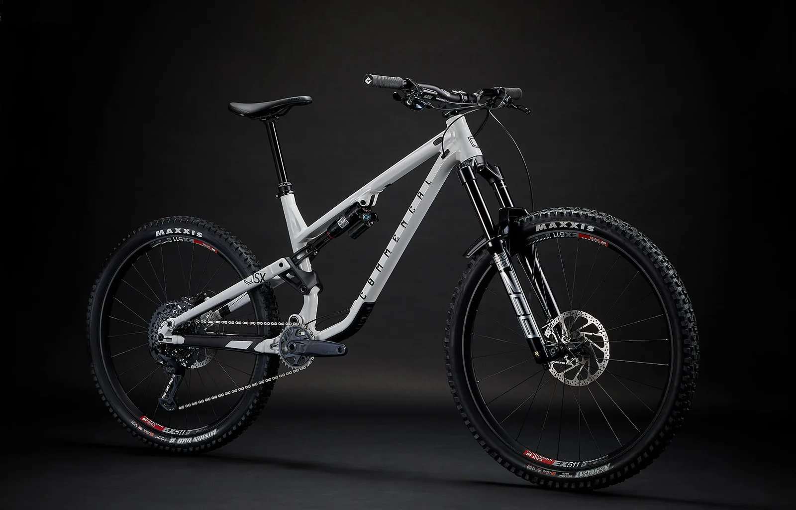 META SX V4 RACE PURE WHITE (2/8)