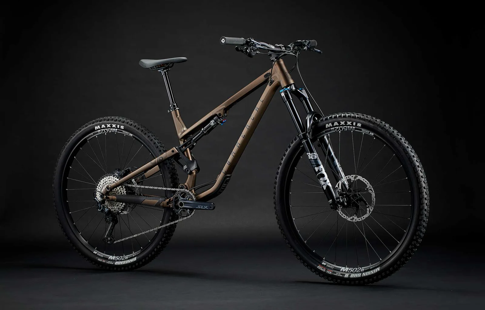 META TR V4 ESSENTIAL FROZEN BROWN (2/8)