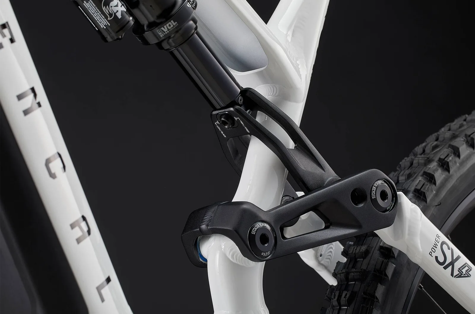 META POWER SX BOSCH ESSENTIAL PURE WHITE (4/8)
