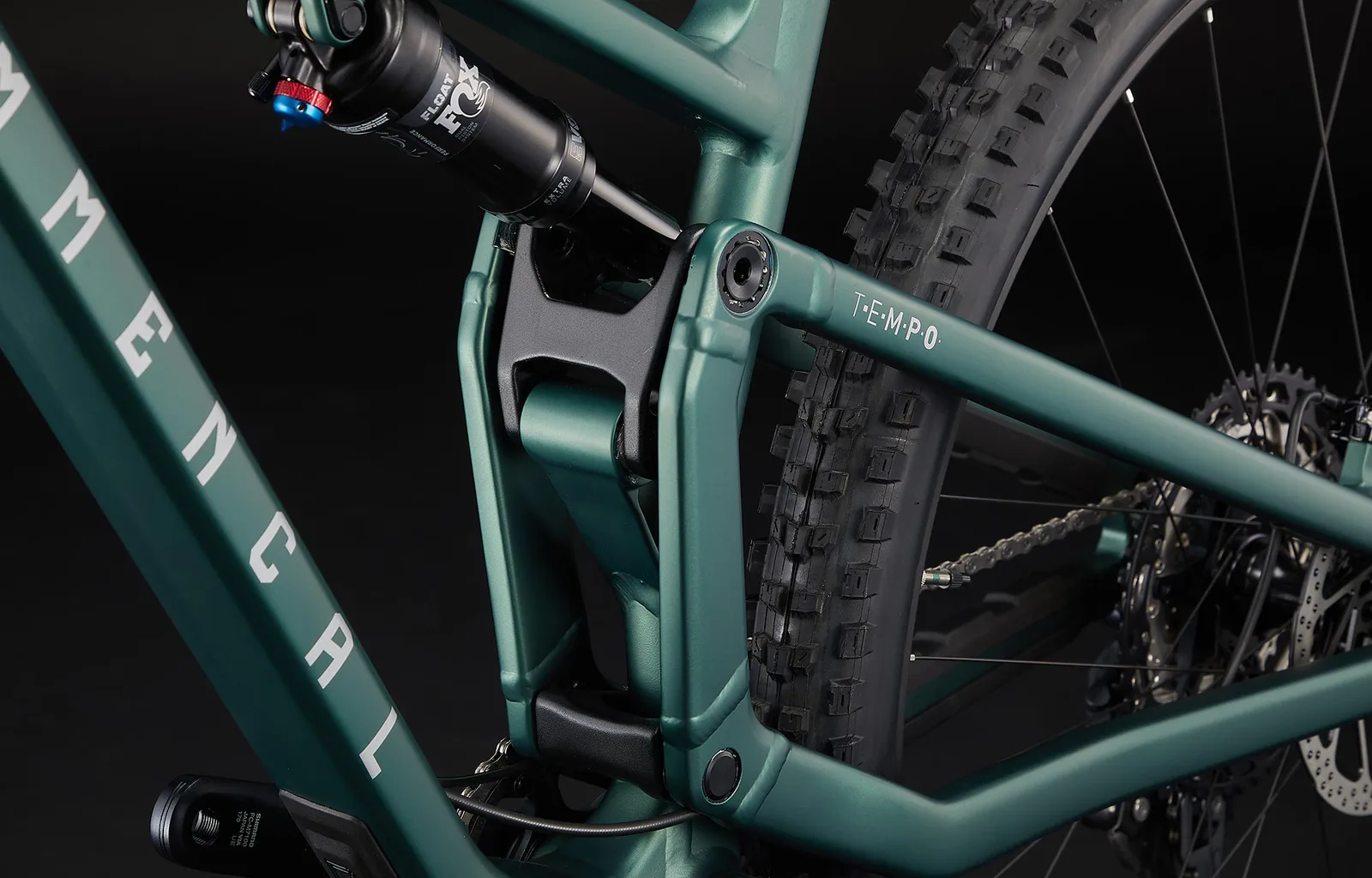 T.E.M.P.O. ESSENTIAL METALLIC GREEN (5/8)