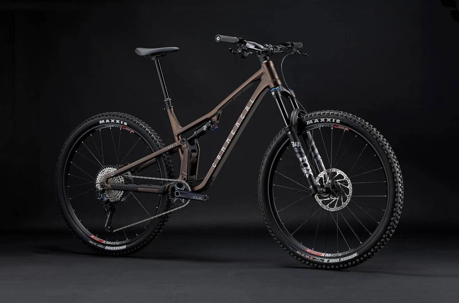 T.E.M.P.O. ESSENTIAL FROZEN BROWN (2/9)