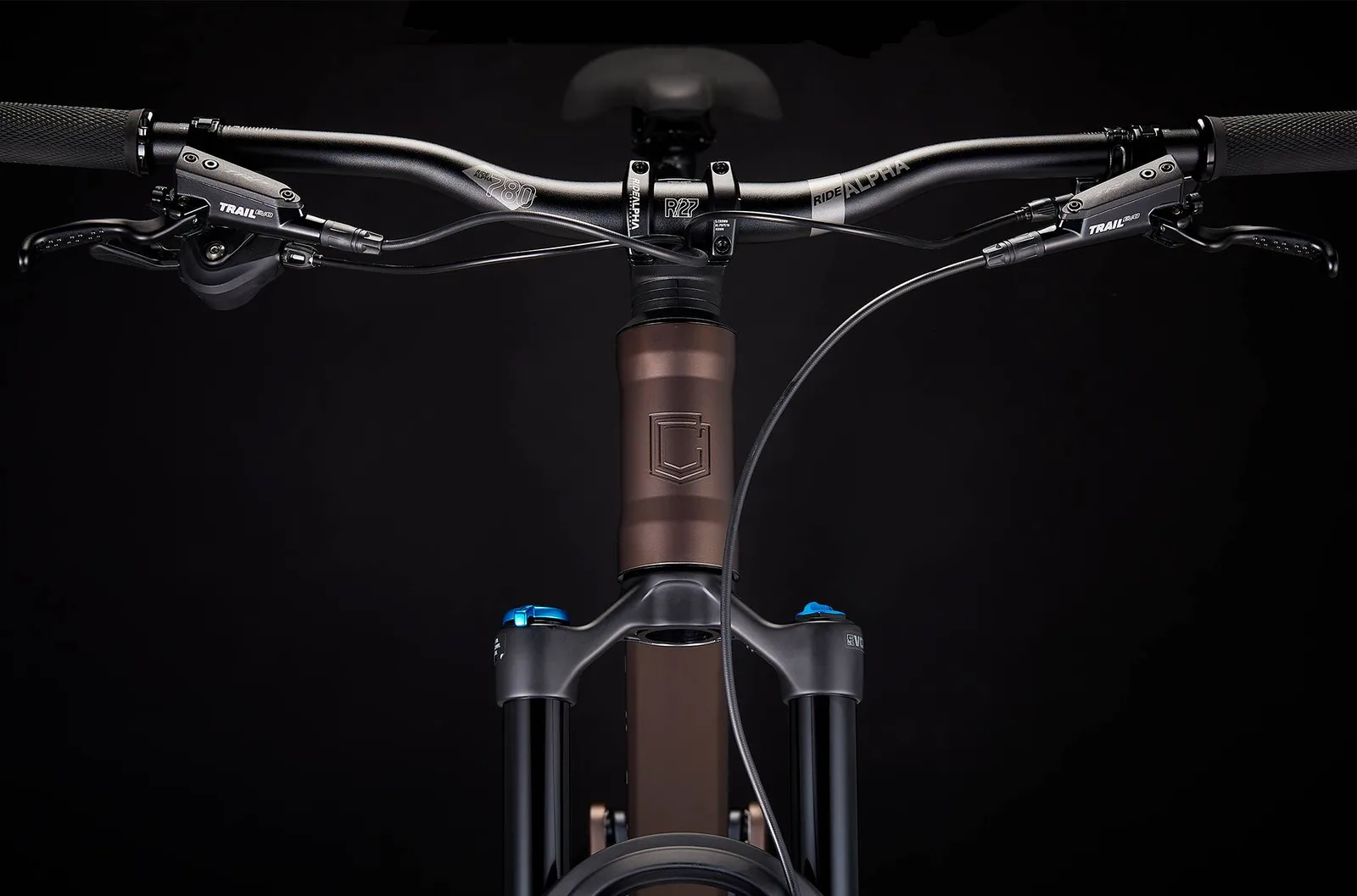 T.E.M.P.O. ESSENTIAL FROZEN BROWN (7/9)