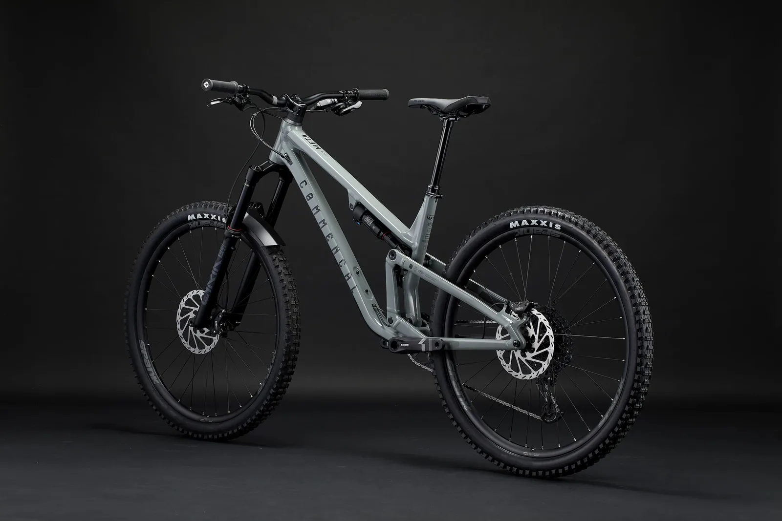 META V5 RIDE PYRITE GREY (3/9)