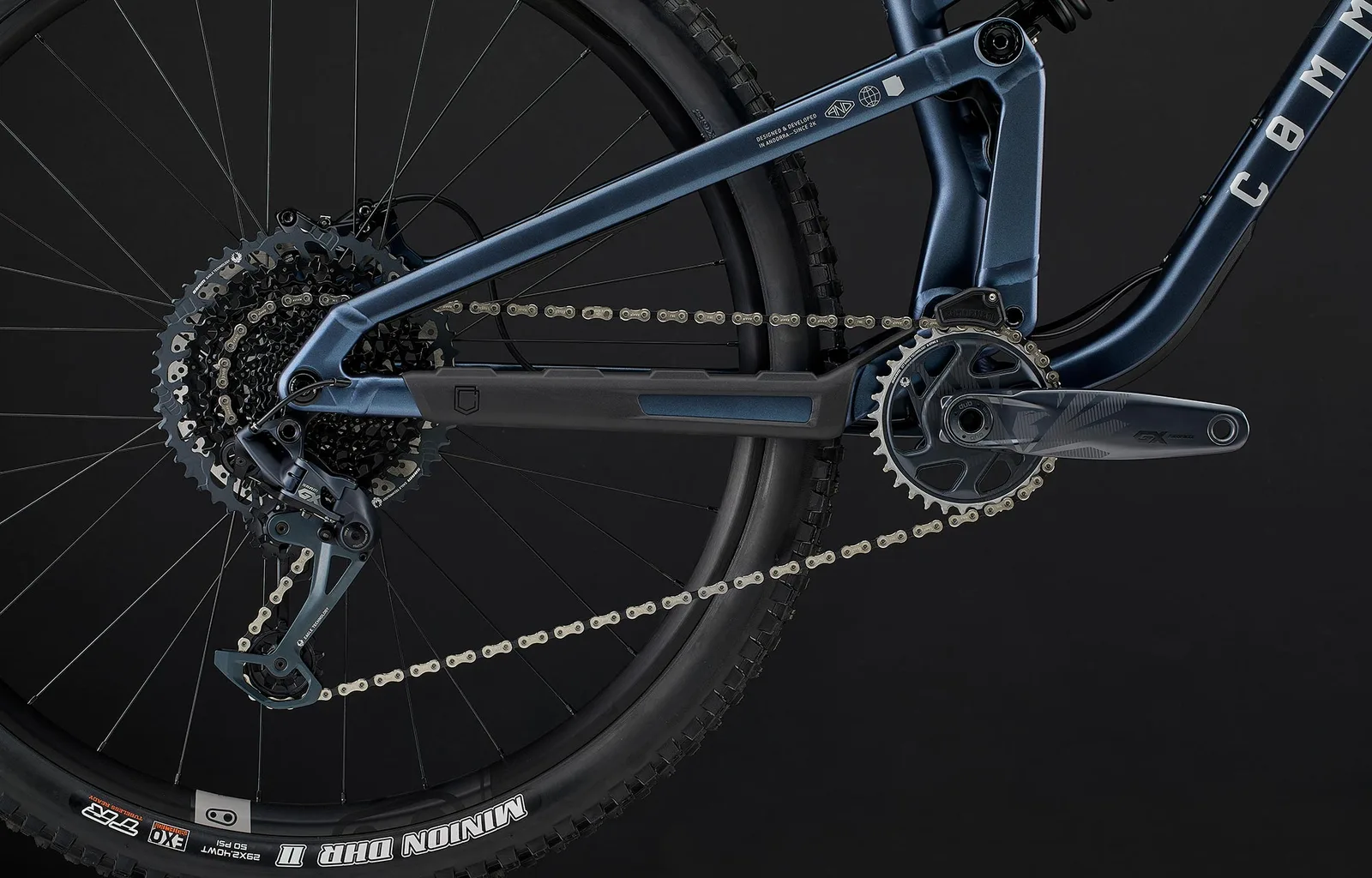 META V5 RACE SPARKLY BLUE (6/9)