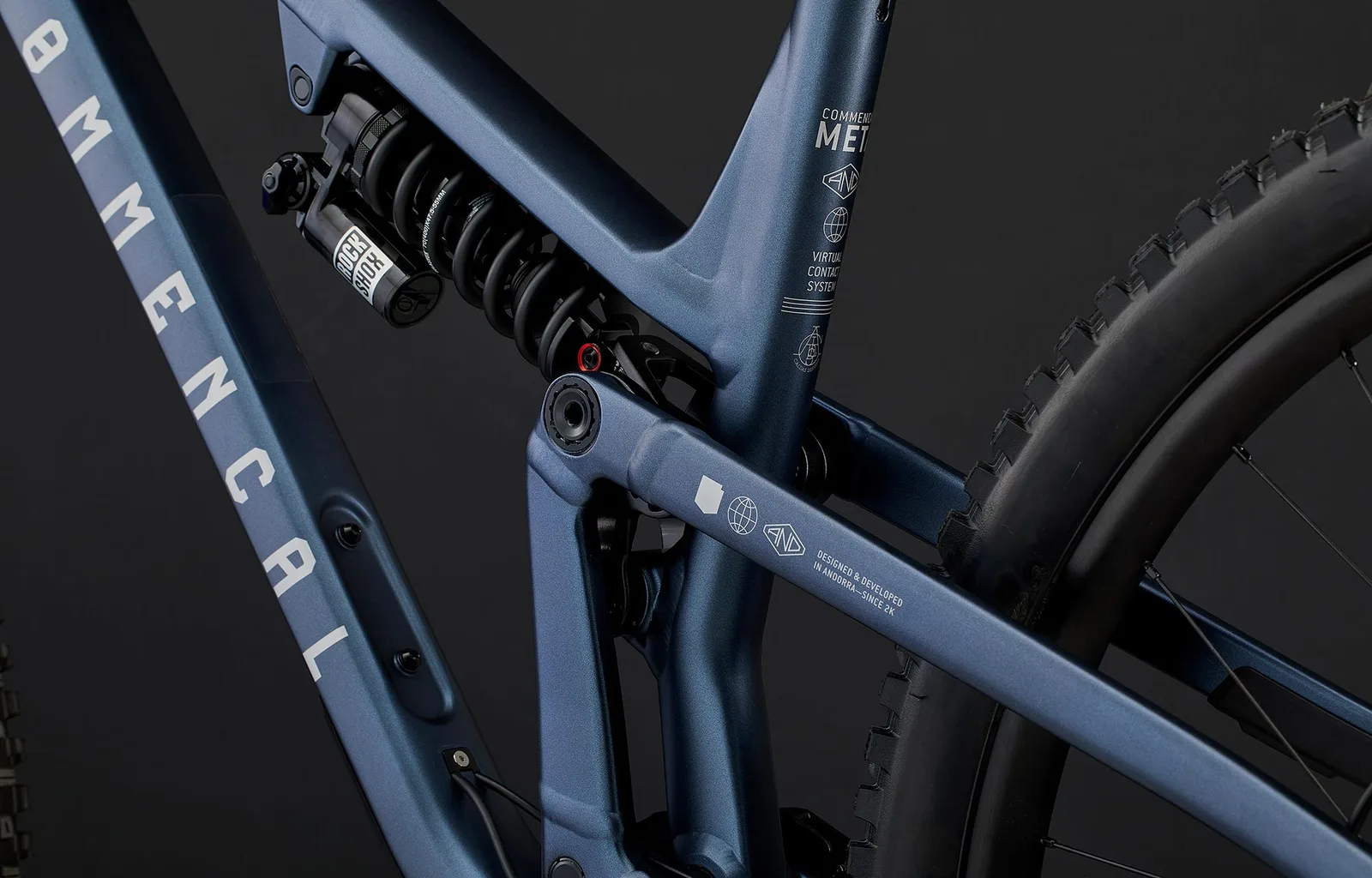 META V5 RACE SPARKLY BLUE (8/9)