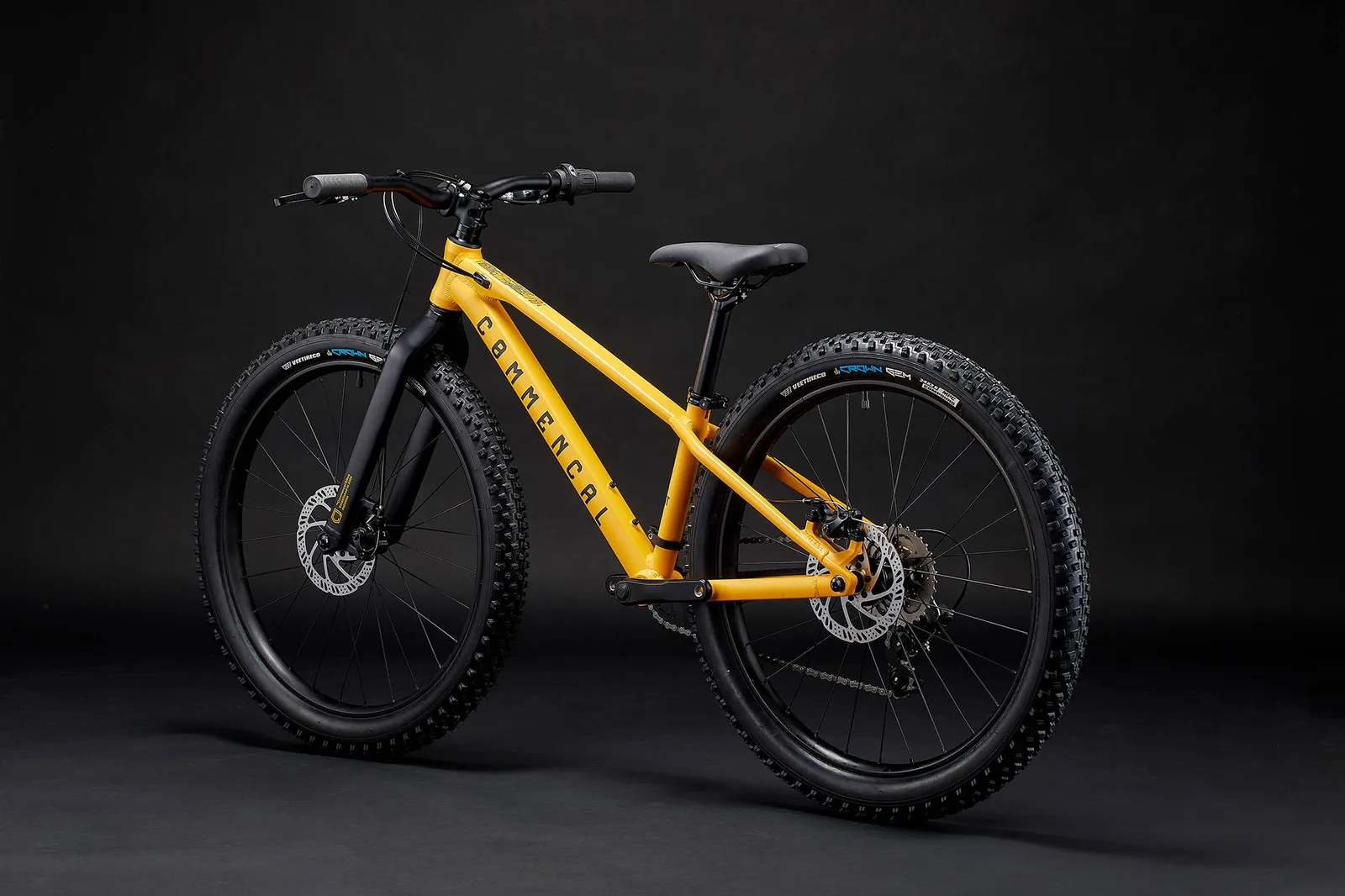 RAMONES 24 REVOSHIFT OHLINS YELLOW 2025 (3/5)