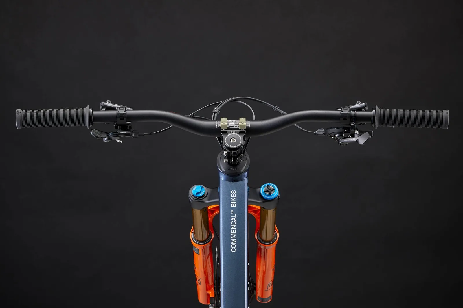T.E.M.P.O. SIGNATURE SPARKLY BLUE (4/9)