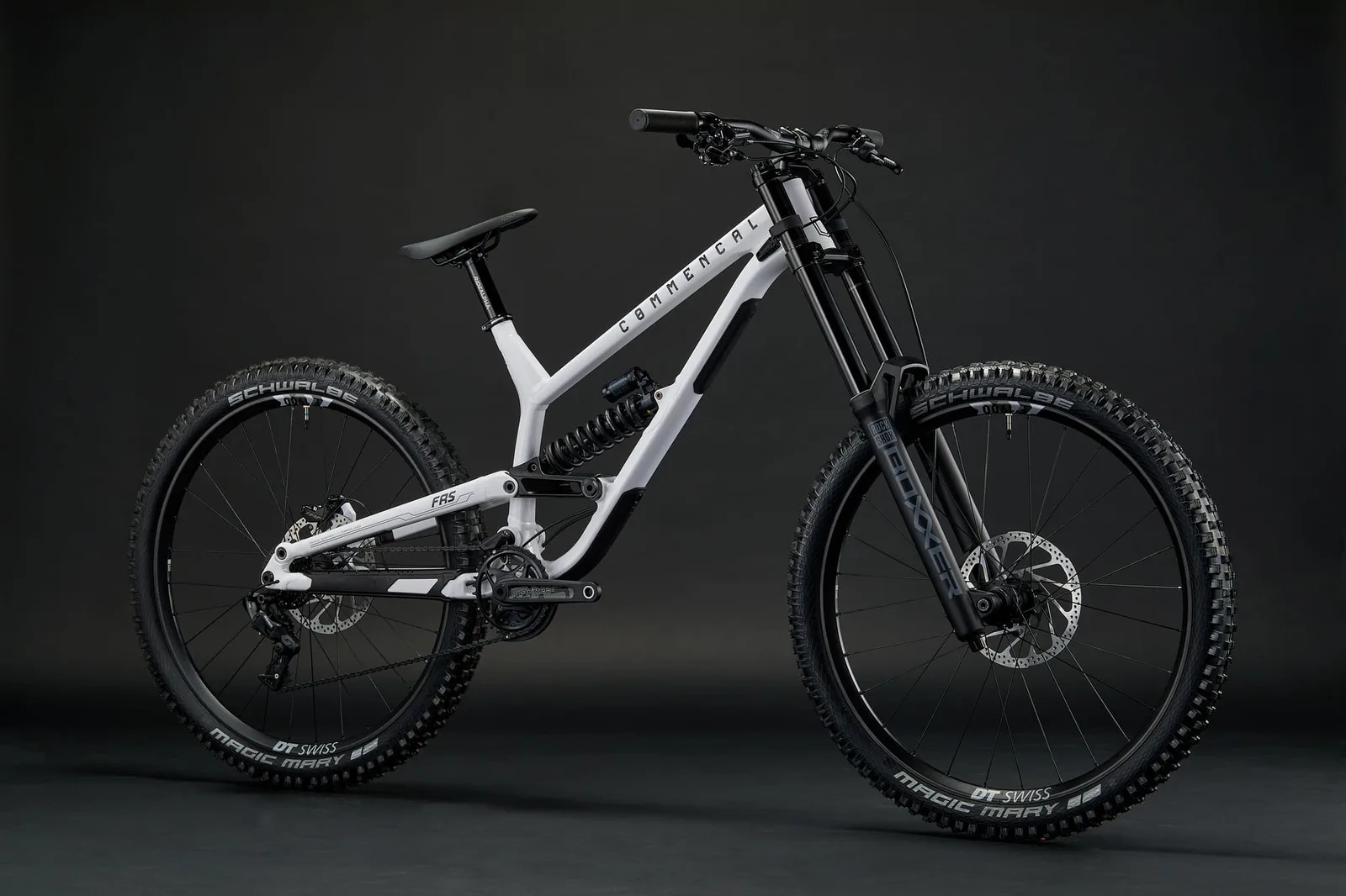 FRS PARK PURE WHITE 2026 (2/10)