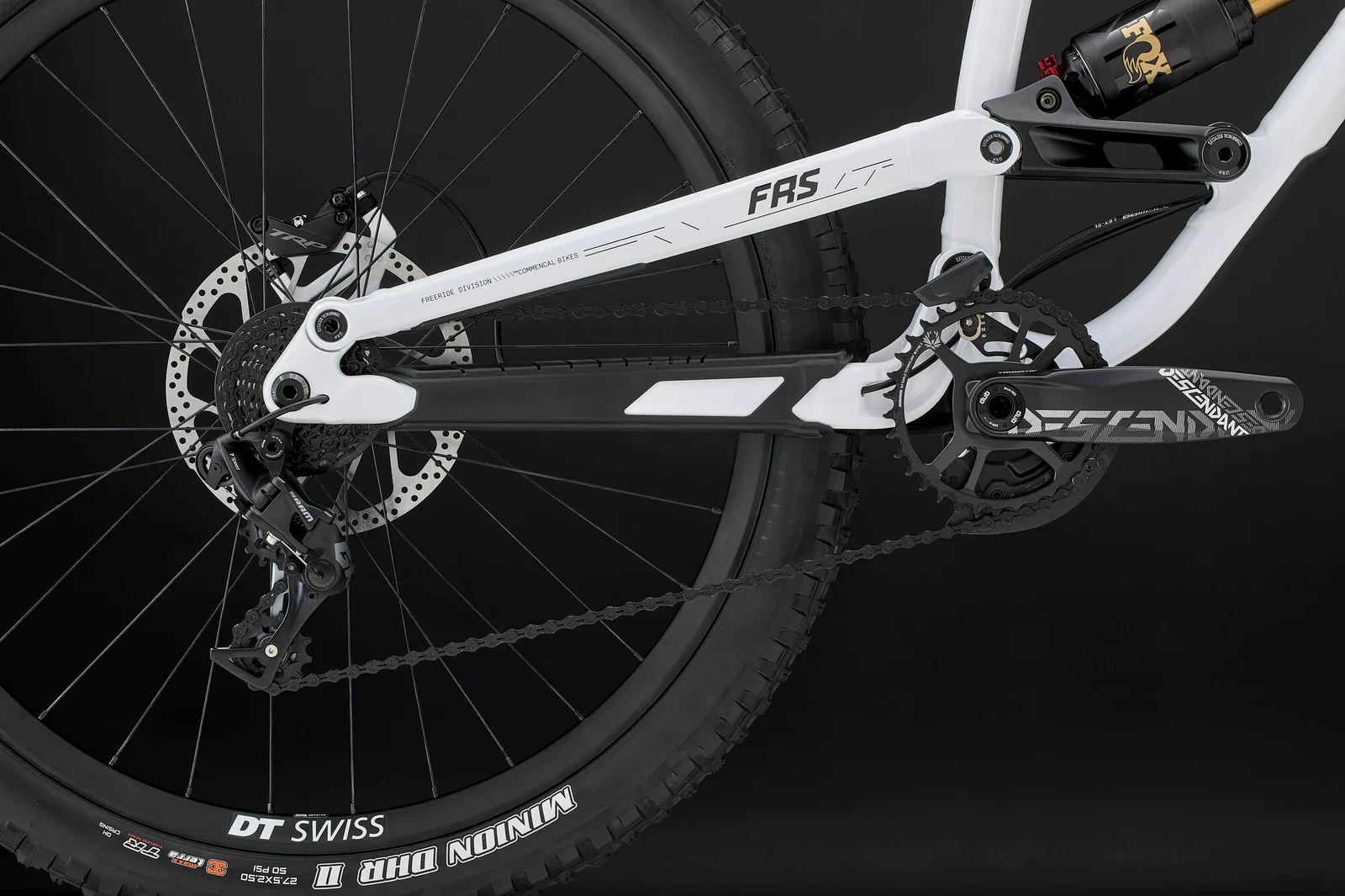 FRS SIGNATURE PURE WHITE 2026 (6/10)