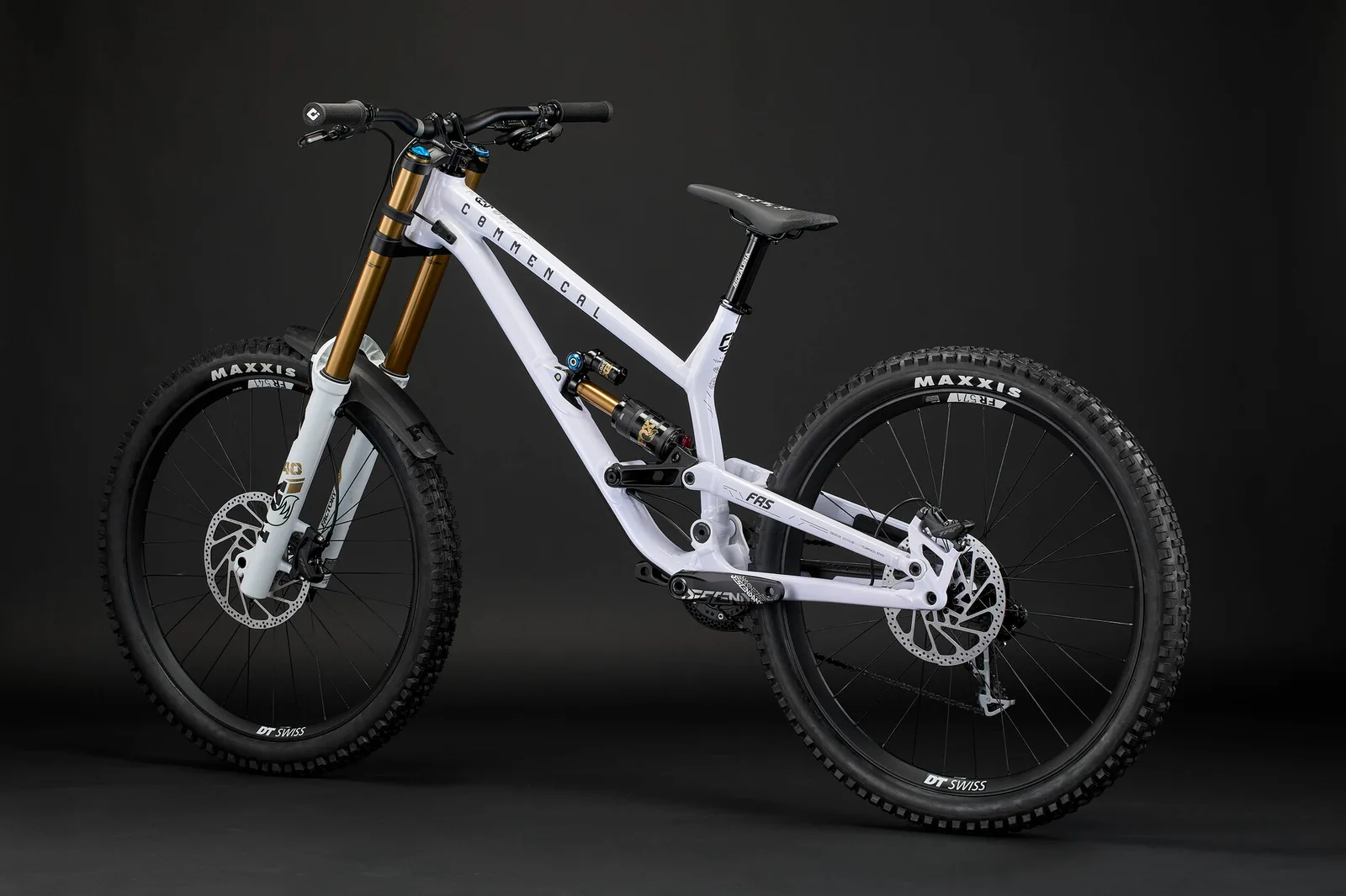 FRS SIGNATURE PURE WHITE 2026 (3/10)
