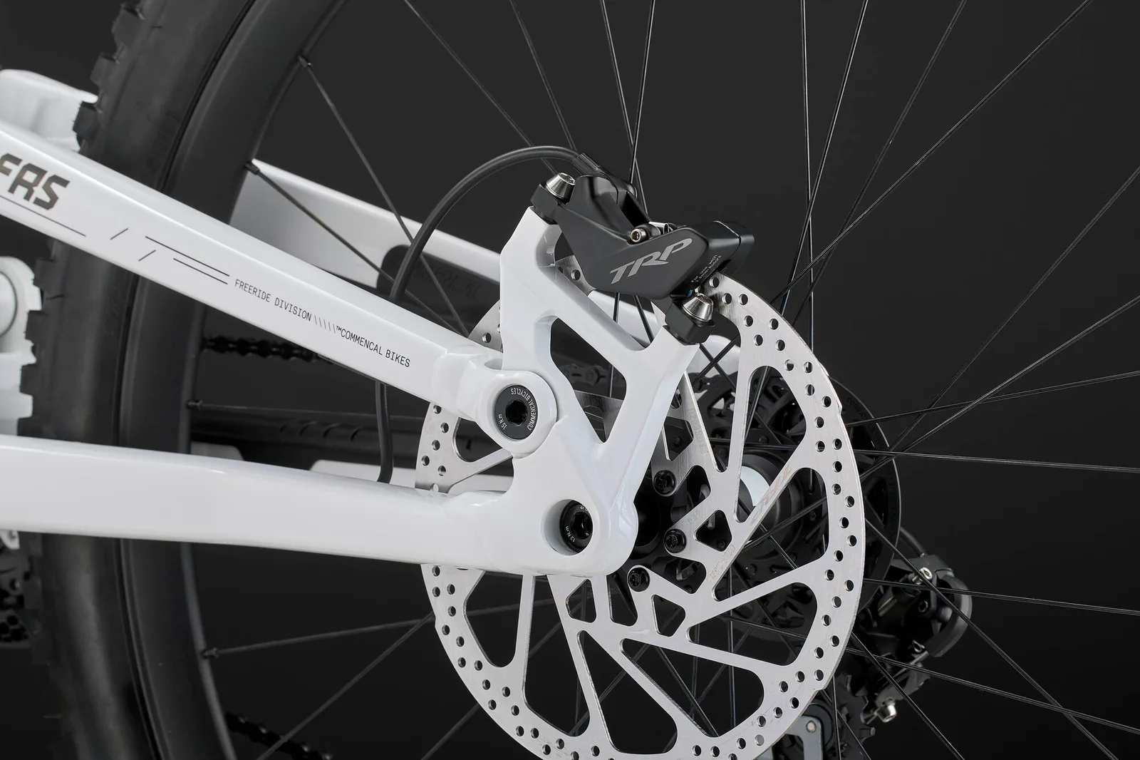 FRS SIGNATURE PURE WHITE 2026 (8/10)