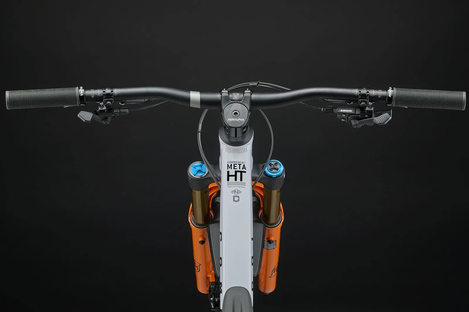 META HT V3 SIGNATURE PURE WHITE 2026 (4/8)