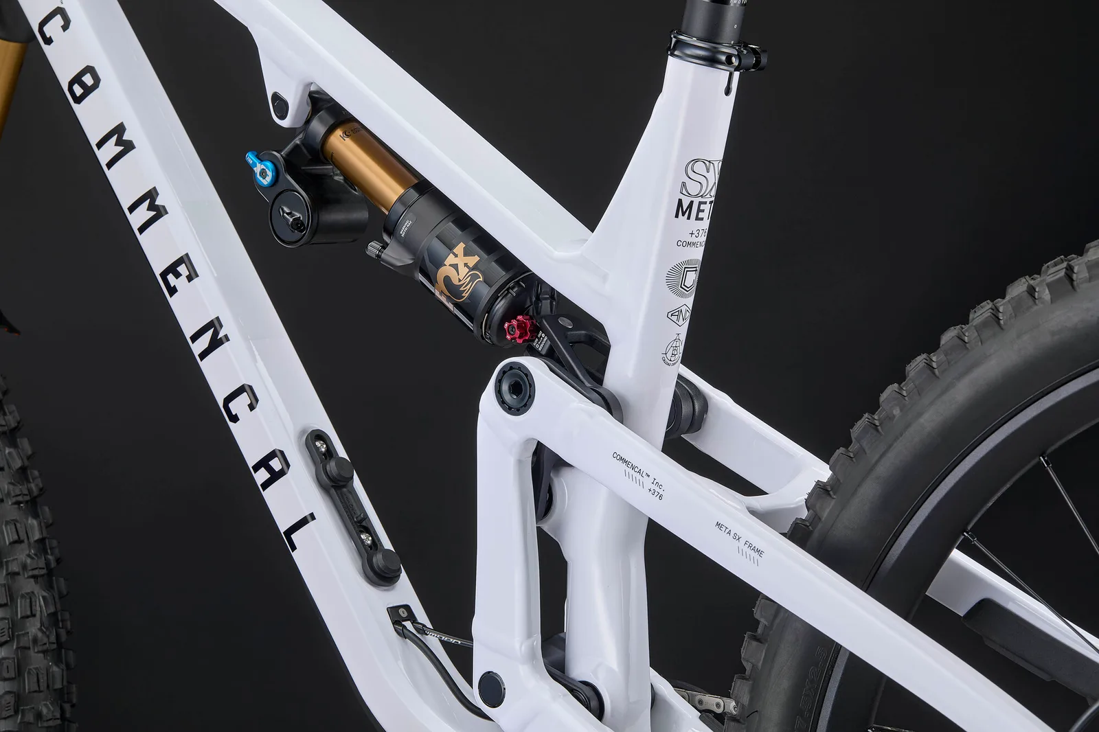 META SX V5 SIGNATURE PURE WHITE 2026 (8/10)
