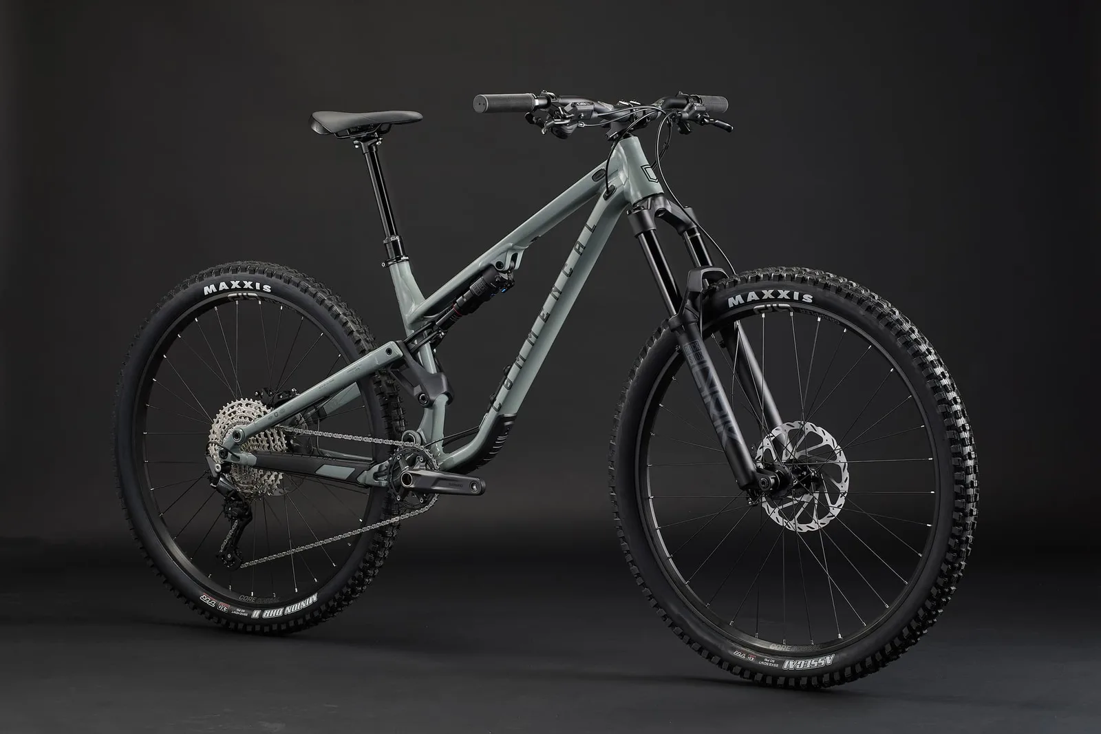 META TR V4 RIDE PYRITE GREY 2025 (2/8)