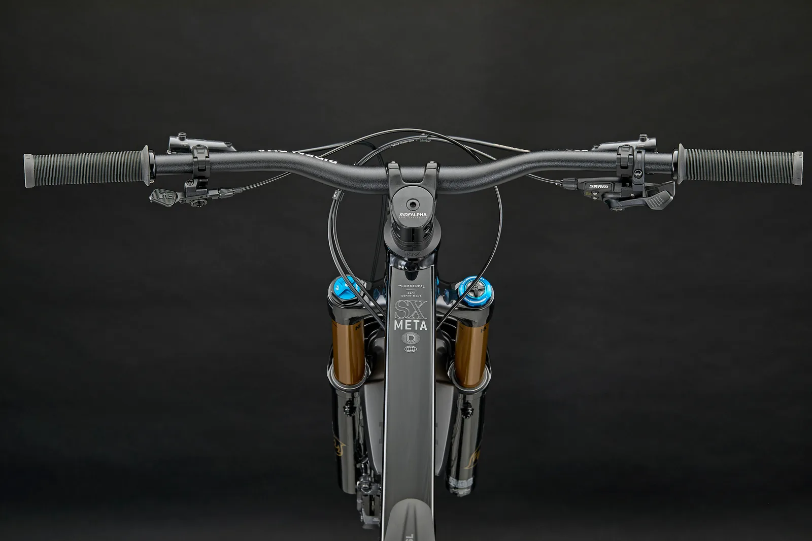 META SX V5 SIGNATURE PURE BLACK 2027 (4/10)