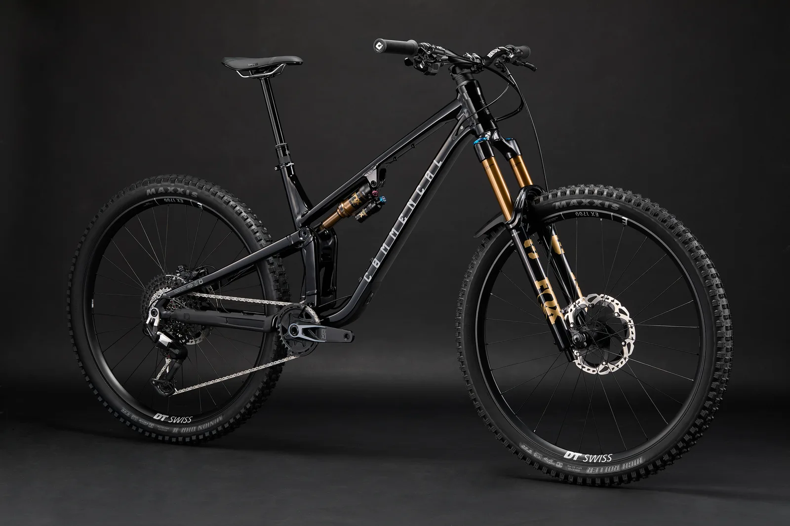 META V5 SIGNATURE PURE BLACK  2027 (2/10)