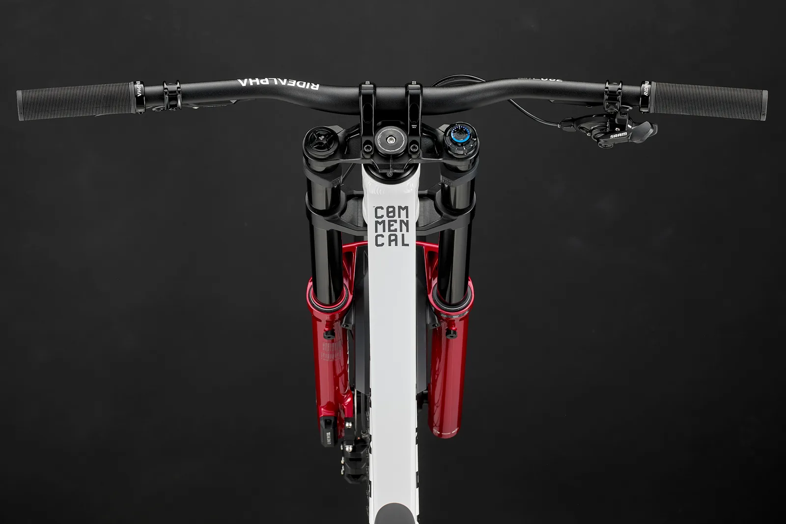 SUPREME DH V5.2 ROCKSHOX PURE WHITE 2027 (4/10)
