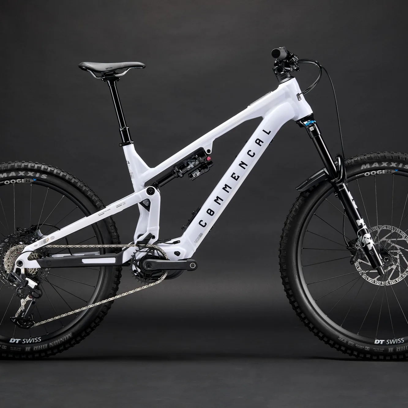 META POWER SX AVINOX ESSENTIAL PURE WHITE 2027 (2/12)