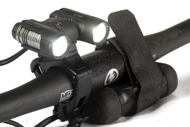 Far cu Acumulator ADJ- 1300 (4/10)