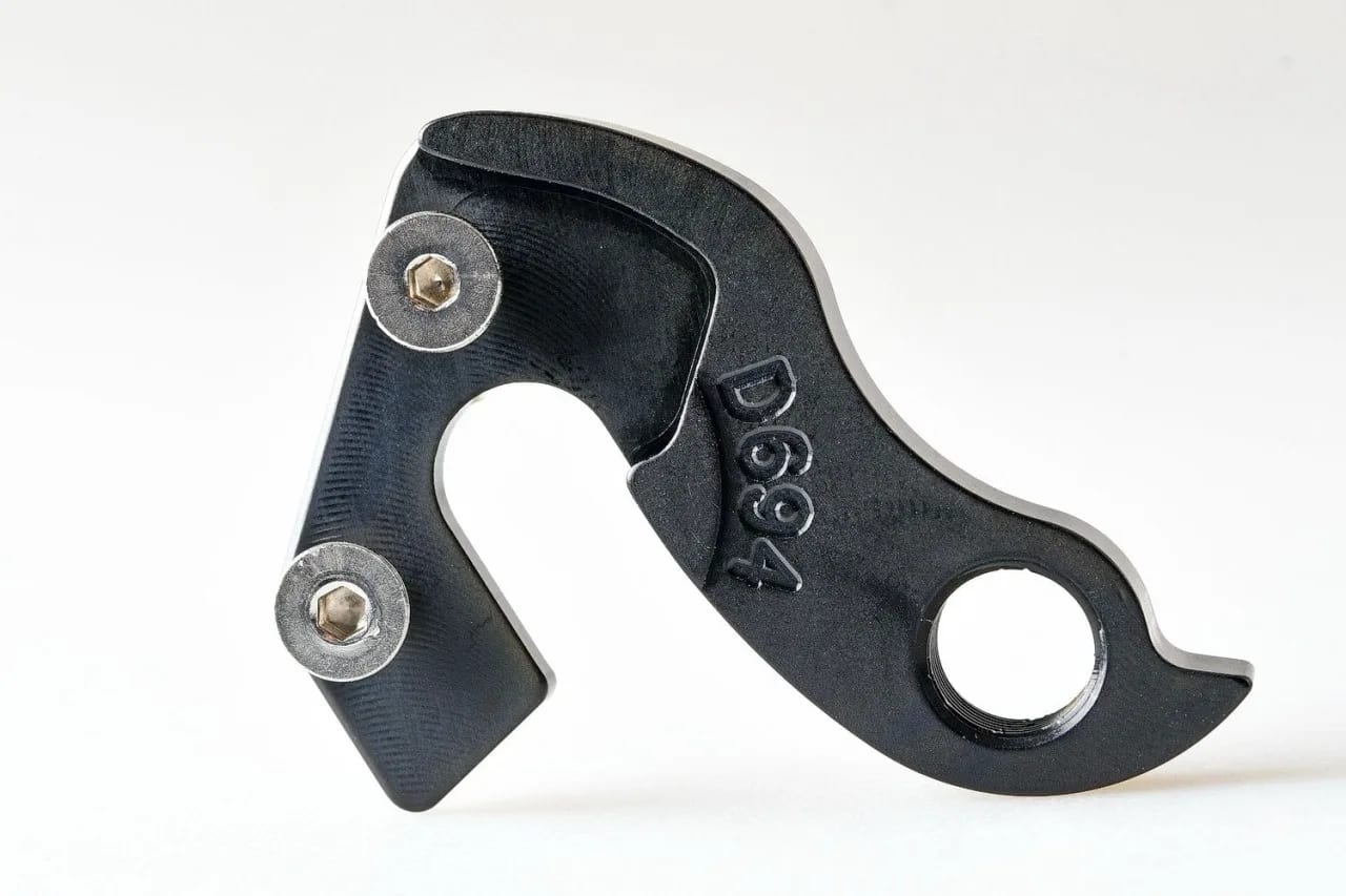 Ureche Cadru D694 (2/2)