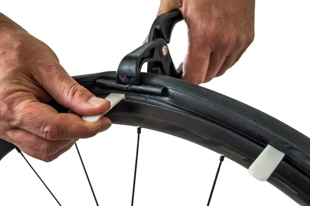 Kit Unelte Road Tubeless (4/6)