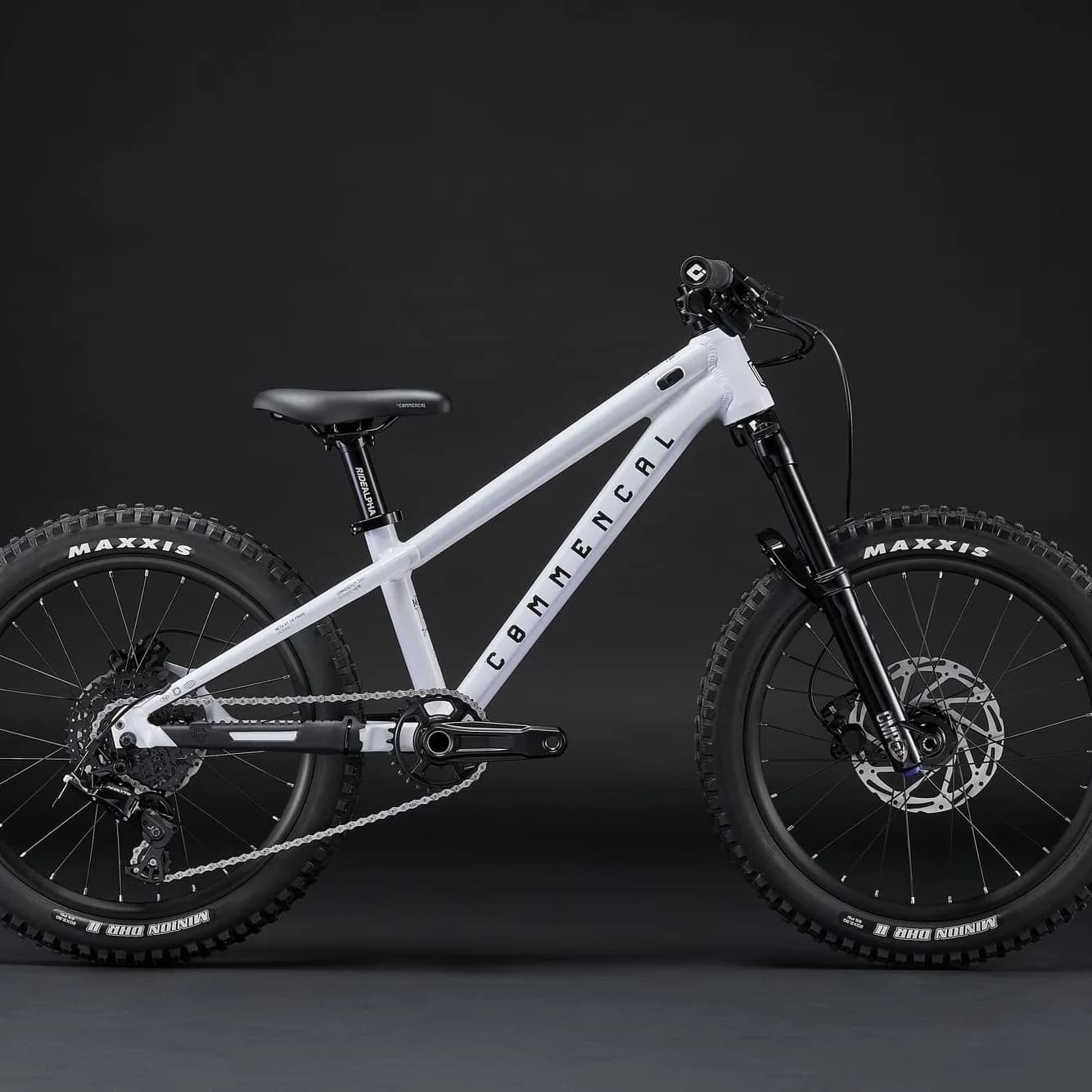 META HT 20 PURE WHITE 2026